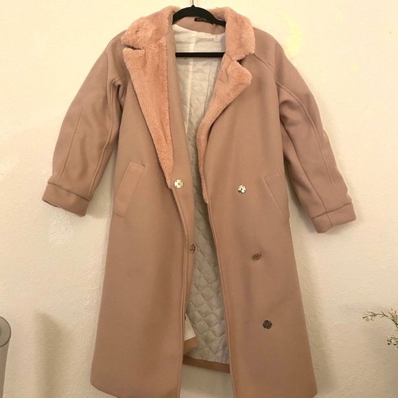 Heavy Coat - Picture 3 of 4